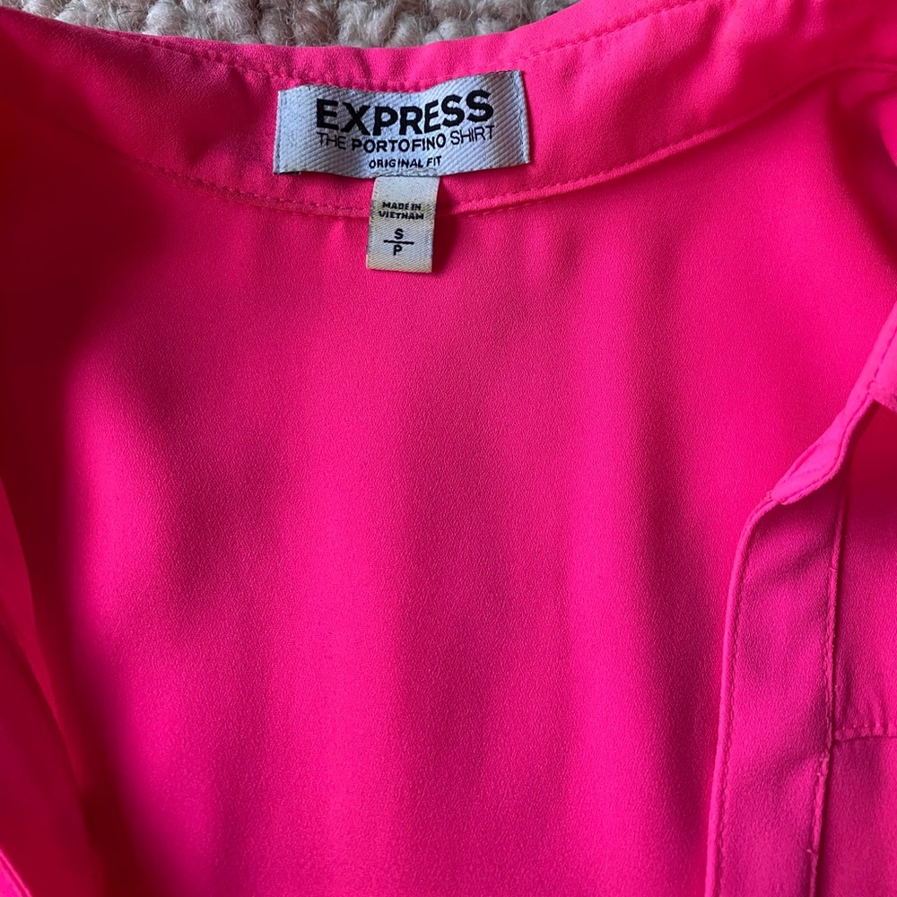 Express bundle: 2 sleeveless button up tank blouse - Picture 2 of 4